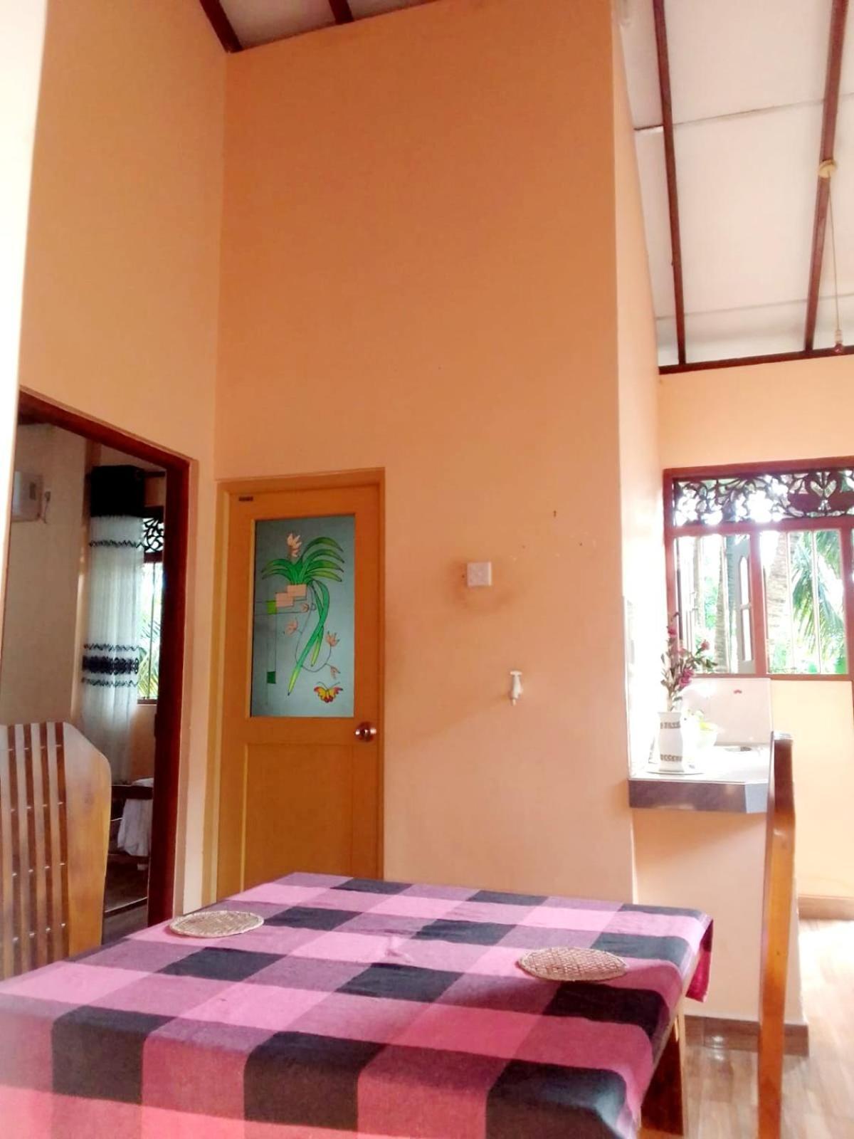Nisadi Villa Bentota Buitenkant foto