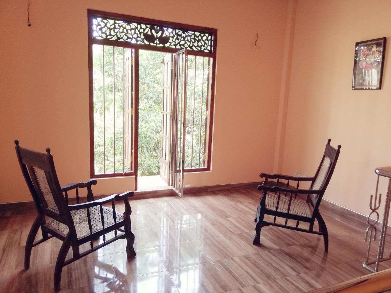 Nisadi Villa Bentota Buitenkant foto