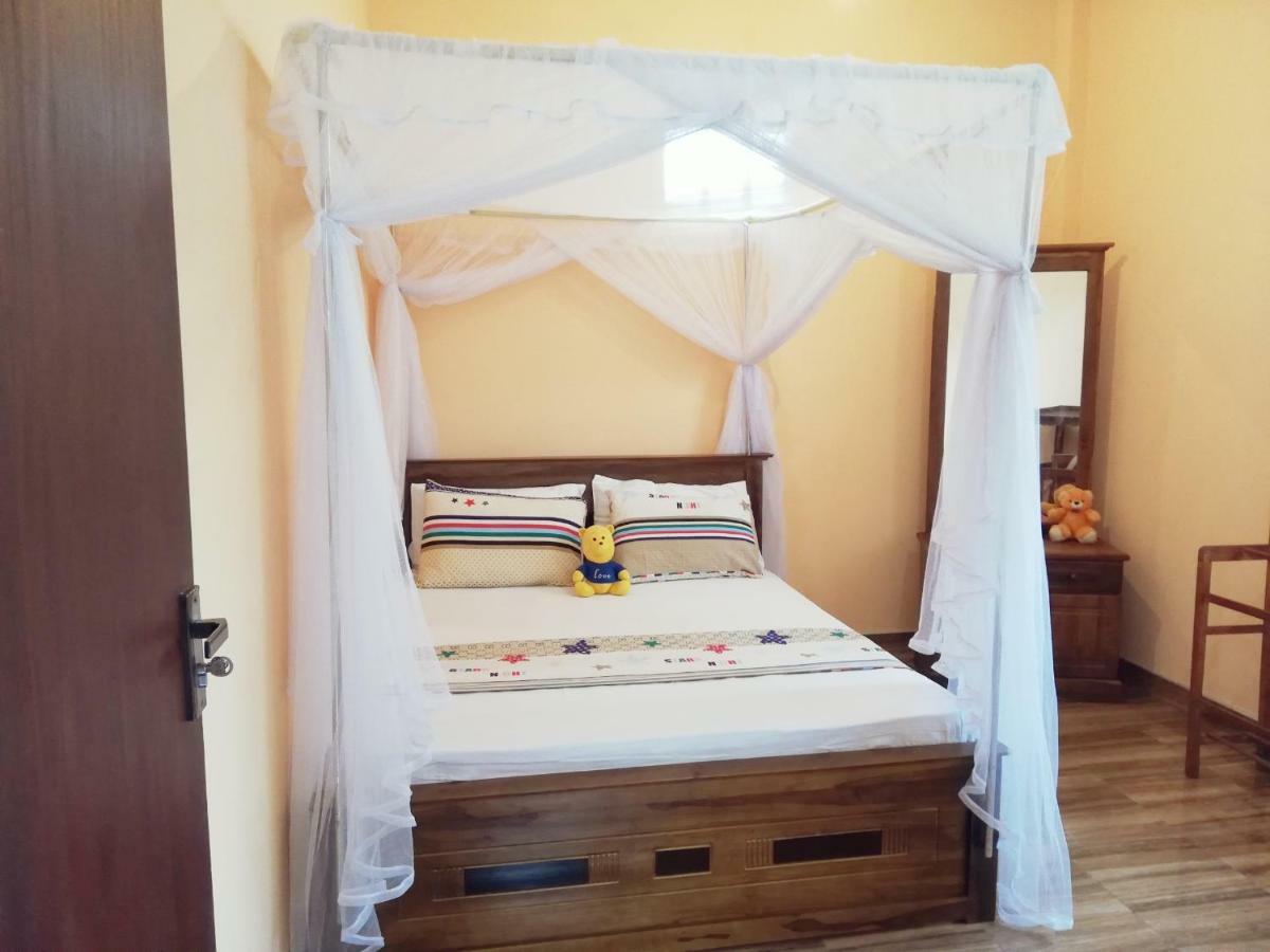 Nisadi Villa Bentota Buitenkant foto