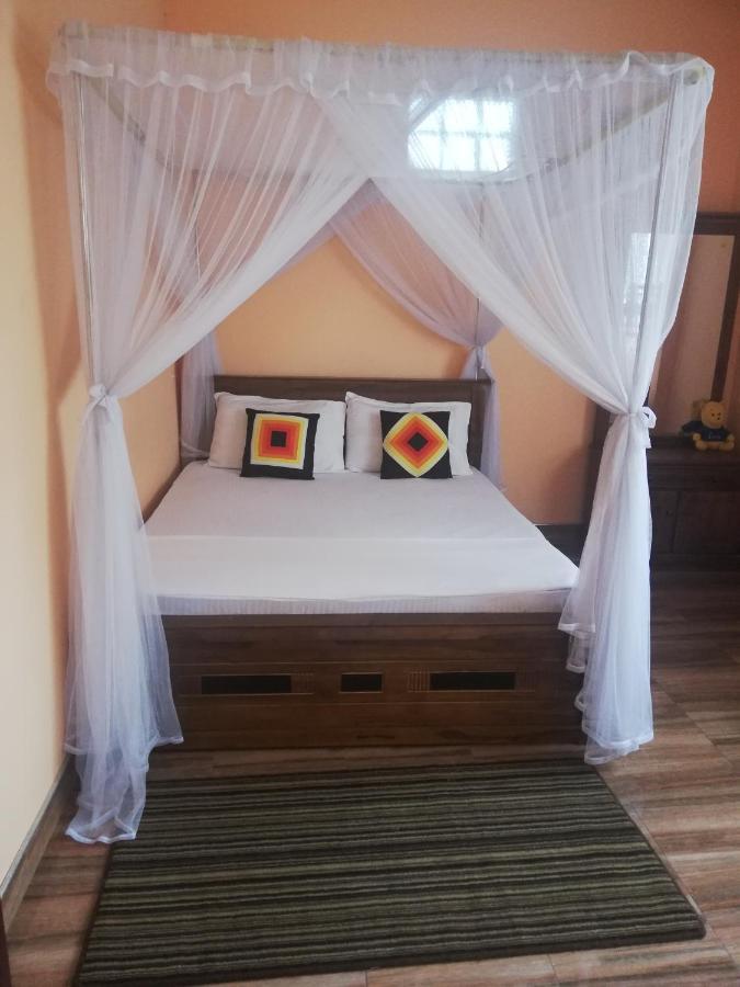 Nisadi Villa Bentota Buitenkant foto